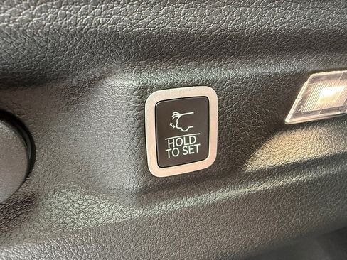 New 2026 Jeep Grand Cherokee L 4WD image 19