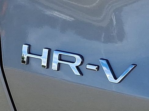 Certified 2023 Honda HR-V LX image 30