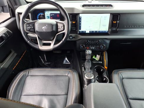 Used 2021 Ford Bronco Badlands image 14