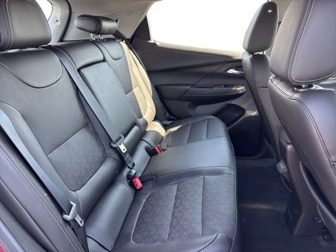 Certified 2022 Chevrolet Bolt LT w/ Infotainment Package FWD image 18