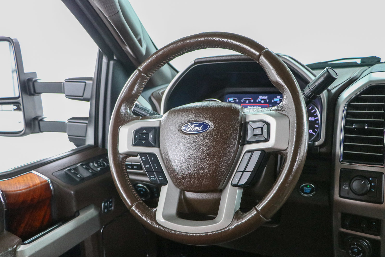 Used 2021 Ford F250 King Ranch w/ King Ranch Ultimate Package AWD/4WD image 13