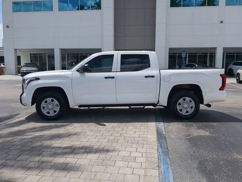 Used 2025 Toyota Tundra SR w/ SR Tow Package AWD/4WD image 5