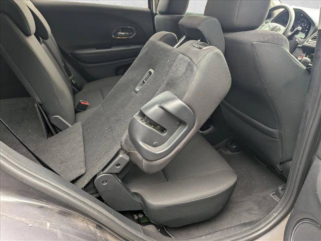 Used 2018 Honda HR-V EX image 28