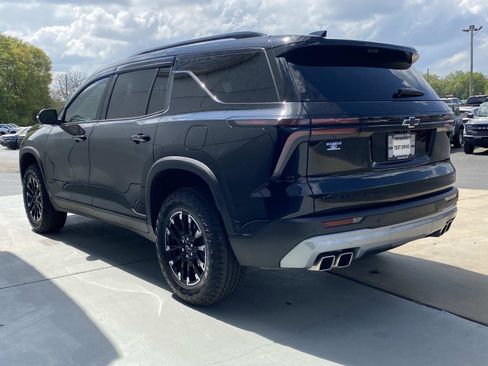 Used 2024 Chevrolet Traverse Z71 w/ Enhanced Driving Package image 10