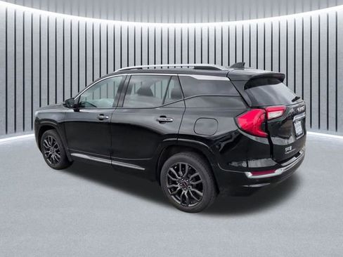 Used 2023 GMC Terrain Denali w/ Black Diamond Edition AWD/4WD image 9
