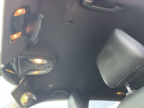 Used 2022 Jeep Compass Limited AWD/4WD image 20