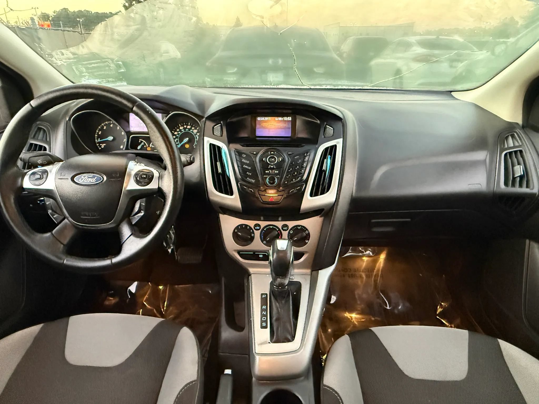 Used 2012 Ford Focus SE FWD image 3