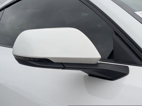 Used 2024 Ford Mustang GT Premium image 12