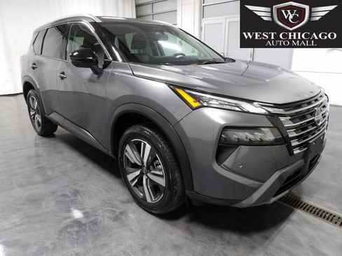 Used 2026 Nissan Rogue SL AWD/4WD image 1