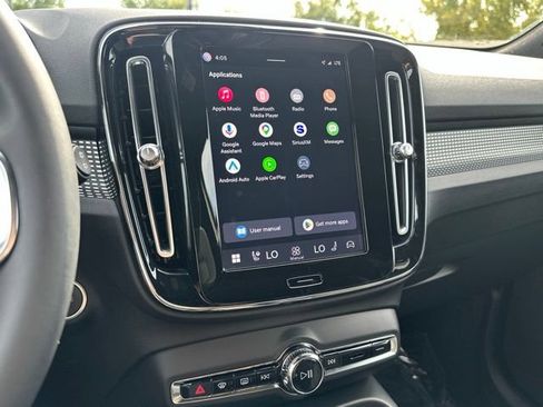 Certified 2023 Volvo XC40 B5 Ultimate w/ Climate Package AWD/4WD image 24