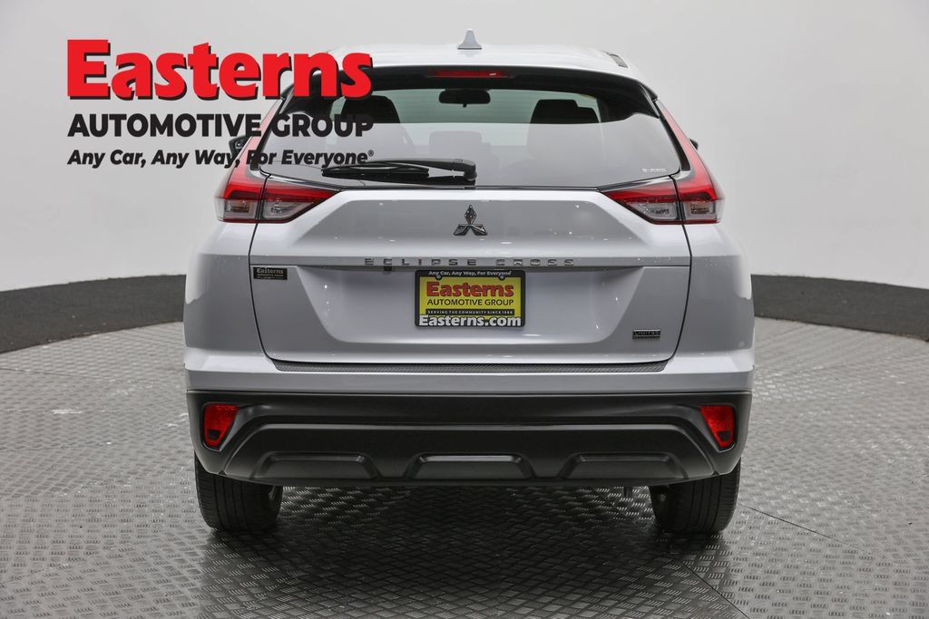 Used 2024 Mitsubishi Eclipse Cross LE AWD/4WD image 6