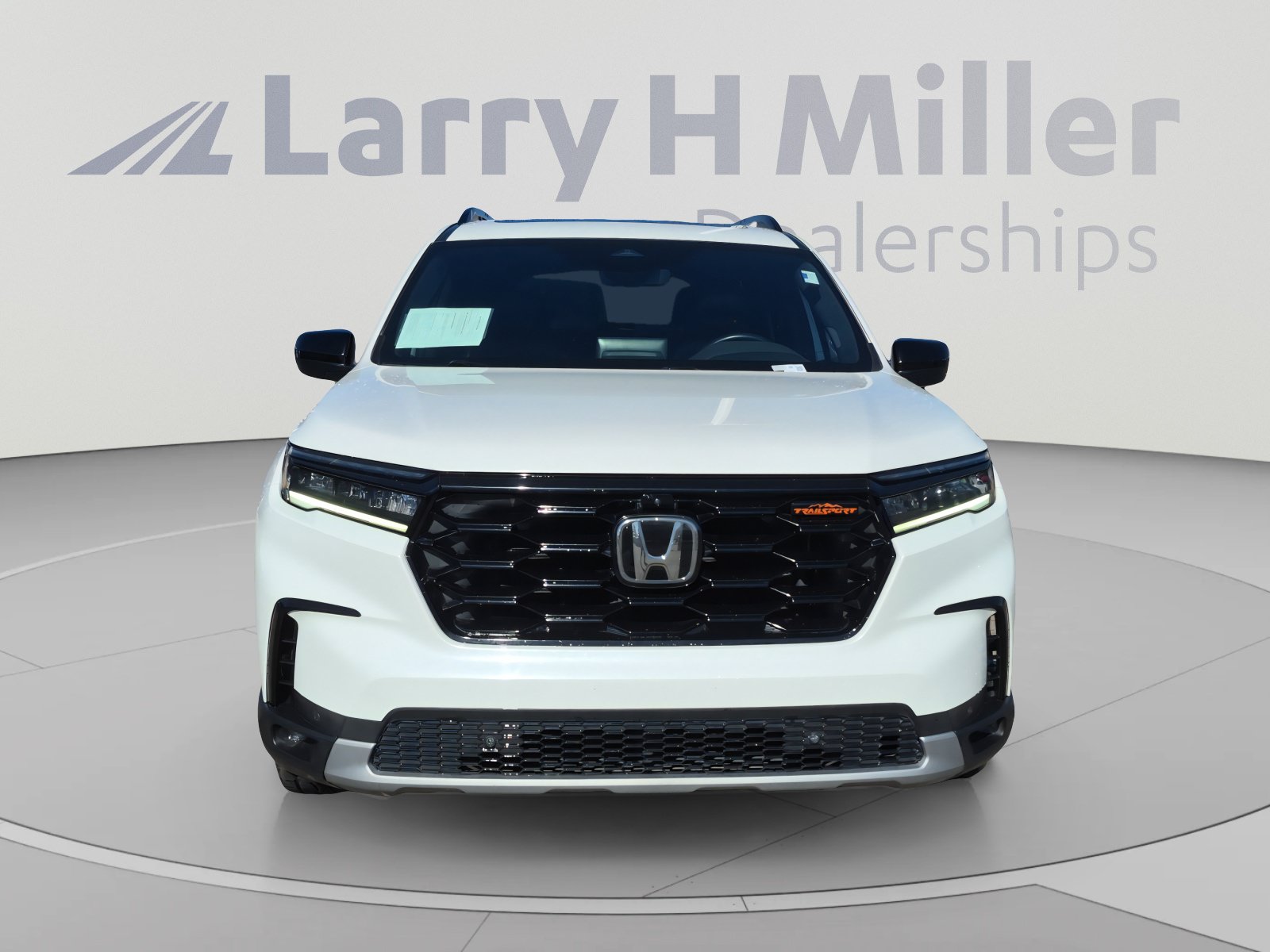 Used 2024 Honda Pilot TrailSport image 8