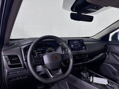 New 2026 Nissan Rogue SV image 9