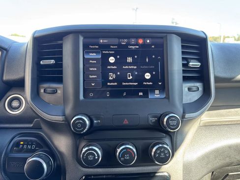 Used 2022 RAM 2500 Tradesman w/ Chrome Appearance Group image 24