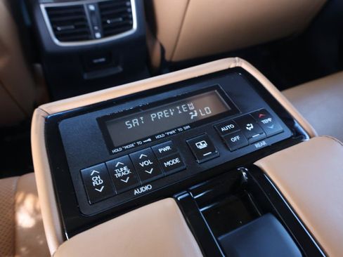 Used 2013 Lexus GS 350 w/ Luxury Pkg RWD image 18