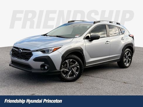 Used 2024 Subaru Crosstrek 2.0i Premium image 1
