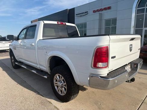 Used 2018 RAM 2500 Laramie AWD/4WD image 3