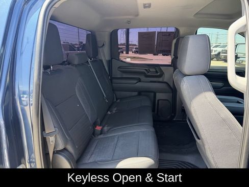 Used 2022 Chevrolet Silverado 1500 RST AWD/4WD image 33