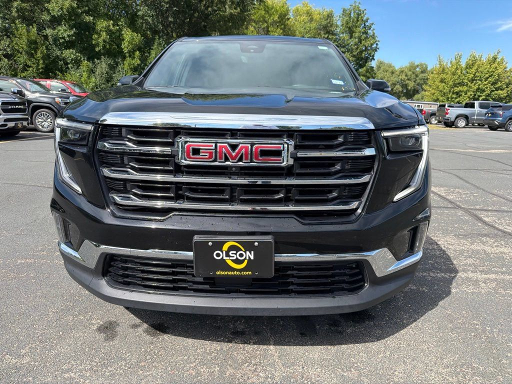 Certified 2026 GMC Acadia Elevation w/ Elevation Premium Package AWD/4WD image 2