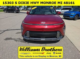 Used 2024 Hyundai Kona Limited video 2