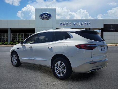 Used 2018 Buick Enclave Premium w/ Trailering Package FWD image 3