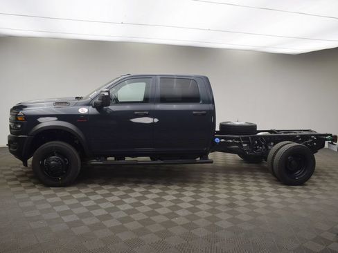 New 2026 RAM 5500 Tradesman AWD/4WD image 14