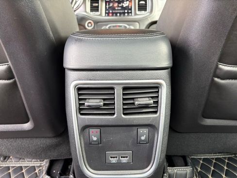 Used 2020 Dodge Charger Scat Pack image 44