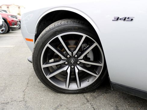 Used 2023 Dodge Challenger R/T image 13