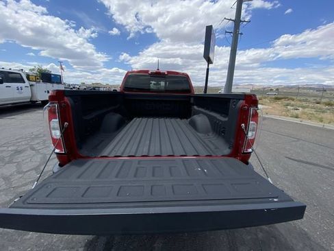 Used 2016 GMC Canyon SLT AWD/4WD image 22