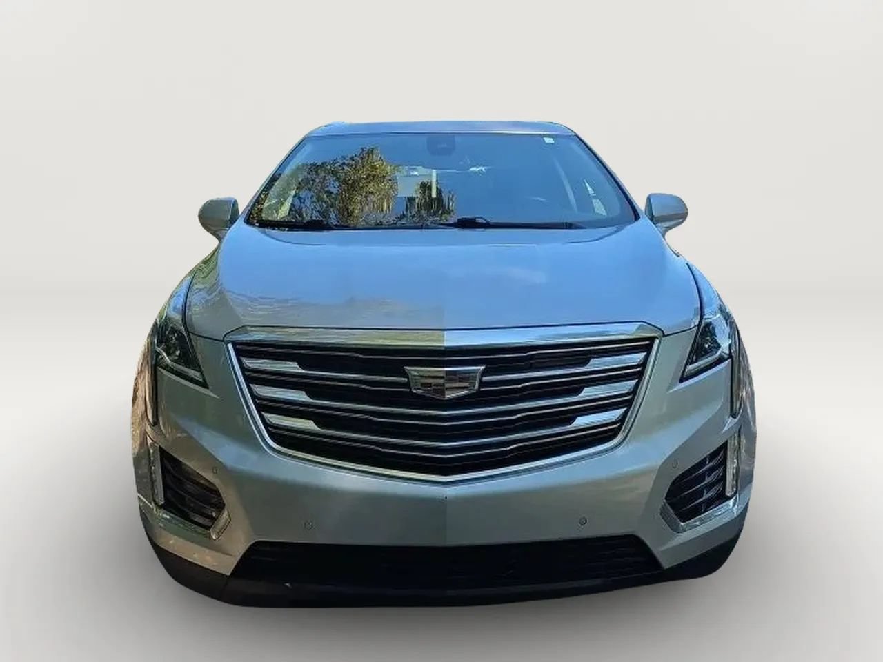Used 2019 Cadillac XT5 Premium Luxury FWD image 4