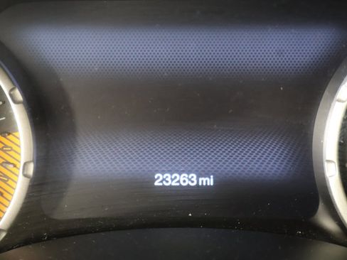 Used 2023 Jeep Renegade Trailhawk w/ Trailer Tow Group image 35