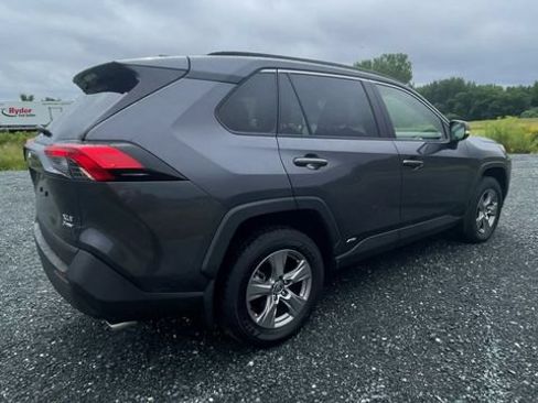 Certified 2025 Toyota RAV4 XLE AWD/4WD image 8