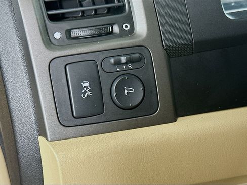 Used 2011 Honda CR-V LX image 16