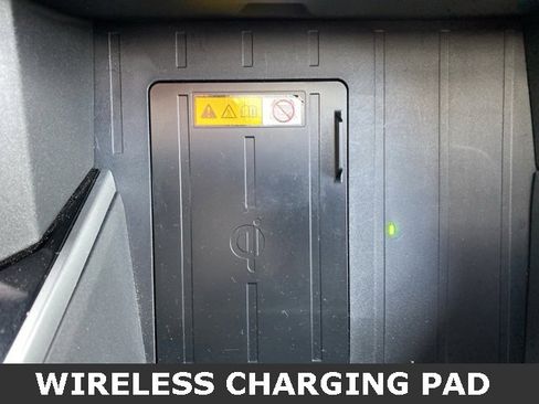 Used 2024 Toyota Tundra Platinum image 10