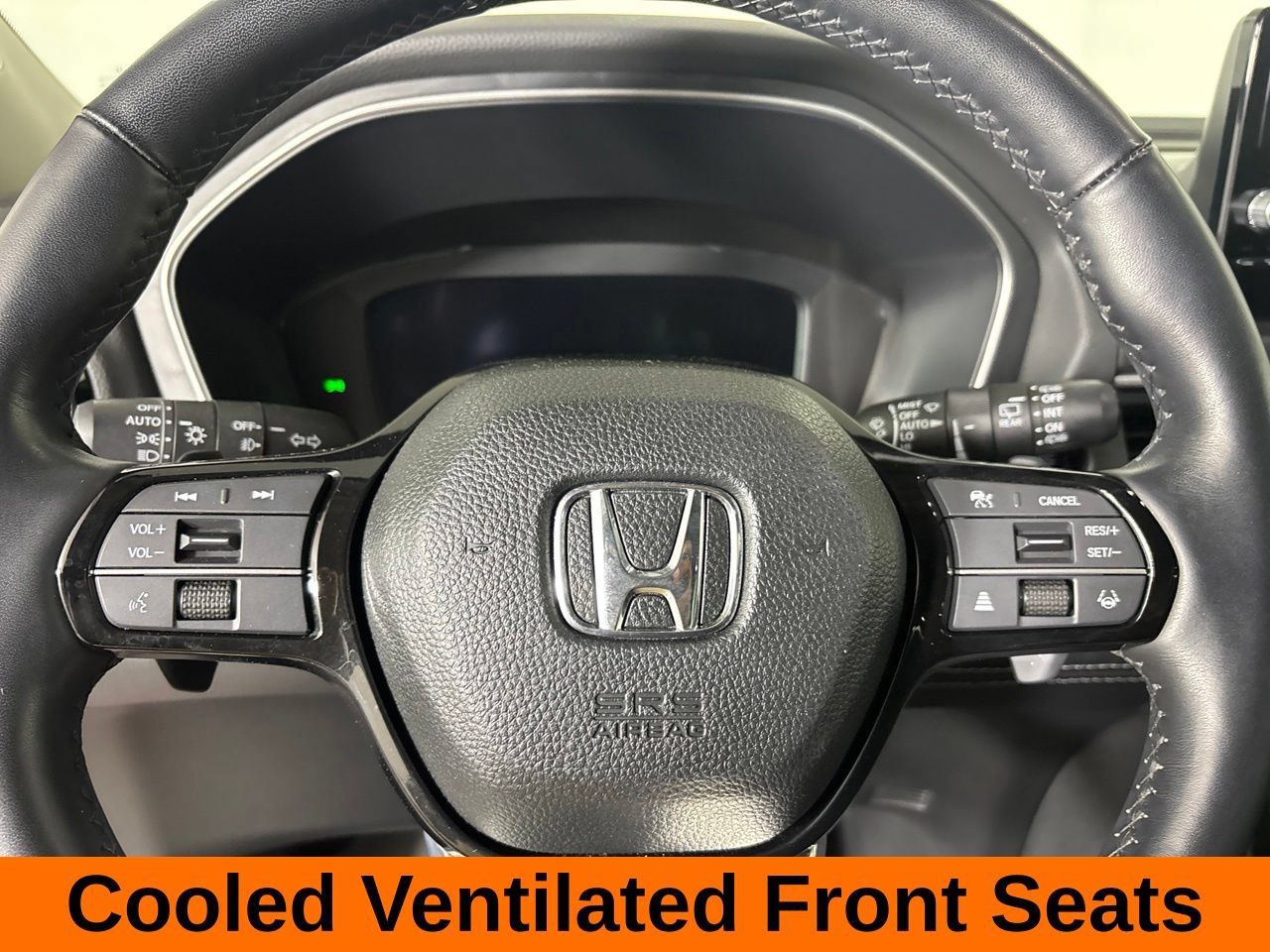 Used 2025 Honda Pilot Elite image 17
