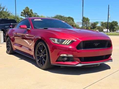 Used 2017 Ford Mustang GT Premium w/ Equipment Group 401A RWD image 3
