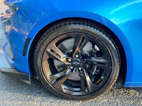Used 2024 Chevrolet Camaro SS RWD image 12