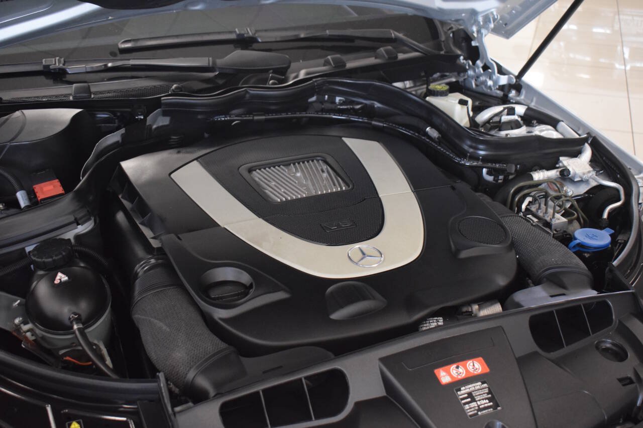 Used 2011 Mercedes-Benz E 550 Coupe image 40