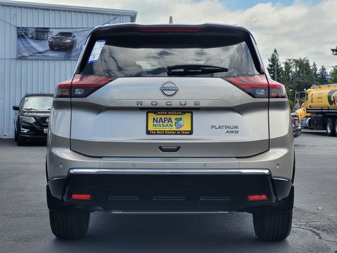 New 2026 Nissan Rogue Platinum w/ Platinum Premium Package AWD/4WD image 6
