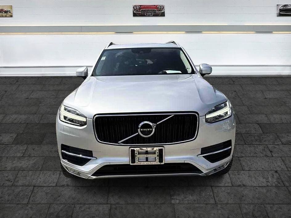 Used 2018 Volvo XC90 T6 Momentum w/ Convenience Package AWD/4WD image 2