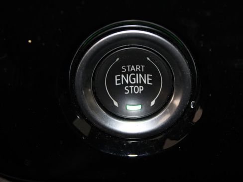 Used 2023 GMC Sierra 1500 SLT image 26