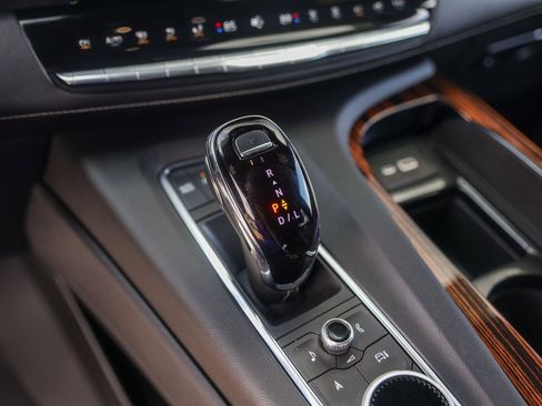 Used 2024 Cadillac Escalade Premium Luxury w/ LPO, Floor Liner Package image 19