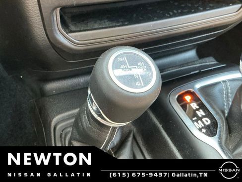 Used 2023 Jeep Wrangler Unlimited Sahara w/ Cold Weather Group AWD/4WD image 6