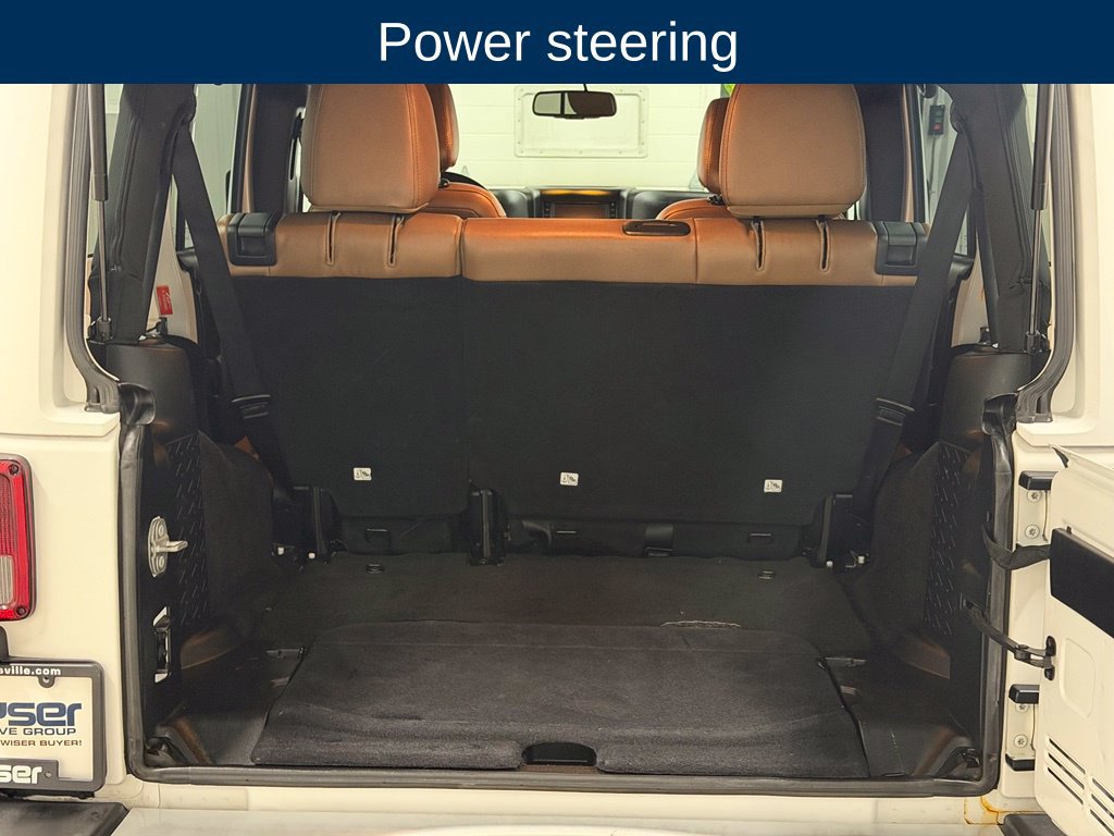 Used 2017 Jeep Wrangler Unlimited Sahara w/ Connectivity Group AWD/4WD image 14