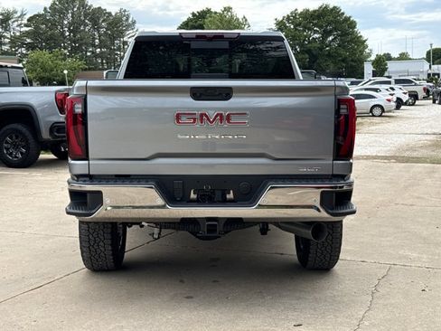 New 2026 GMC Sierra 2500 SLT w/ SLT Premium Package AWD/4WD image 3