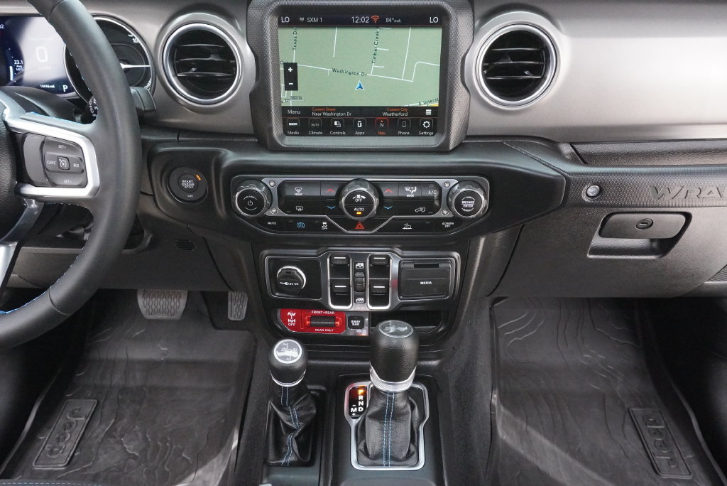 Used 2023 Jeep Wrangler Unlimited Rubicon 4xe AWD/4WD image 18