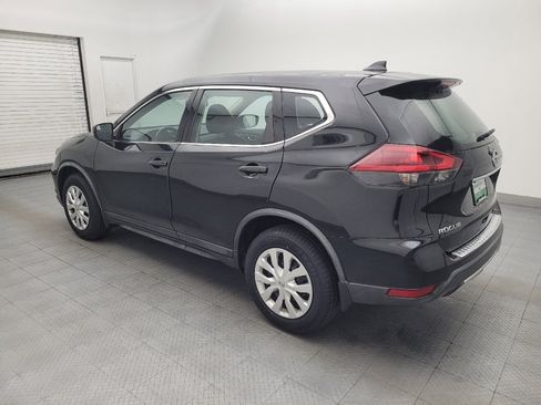 Used 2018 Nissan Rogue S AWD/4WD image 3