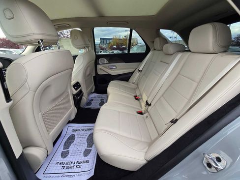 Used 2025 Mercedes-Benz GLE 450e 4MATIC image 19