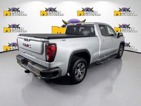 Used 2022 GMC Sierra 1500 SLE image 5