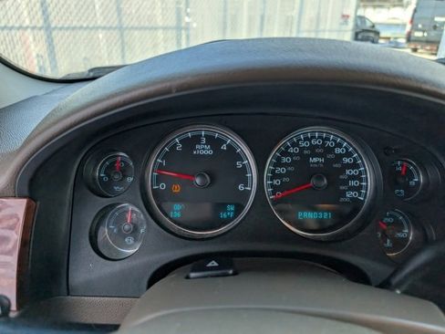 Used 2009 Chevrolet Silverado 1500 LTZ w/ Suspension Package, Off-Road image 12